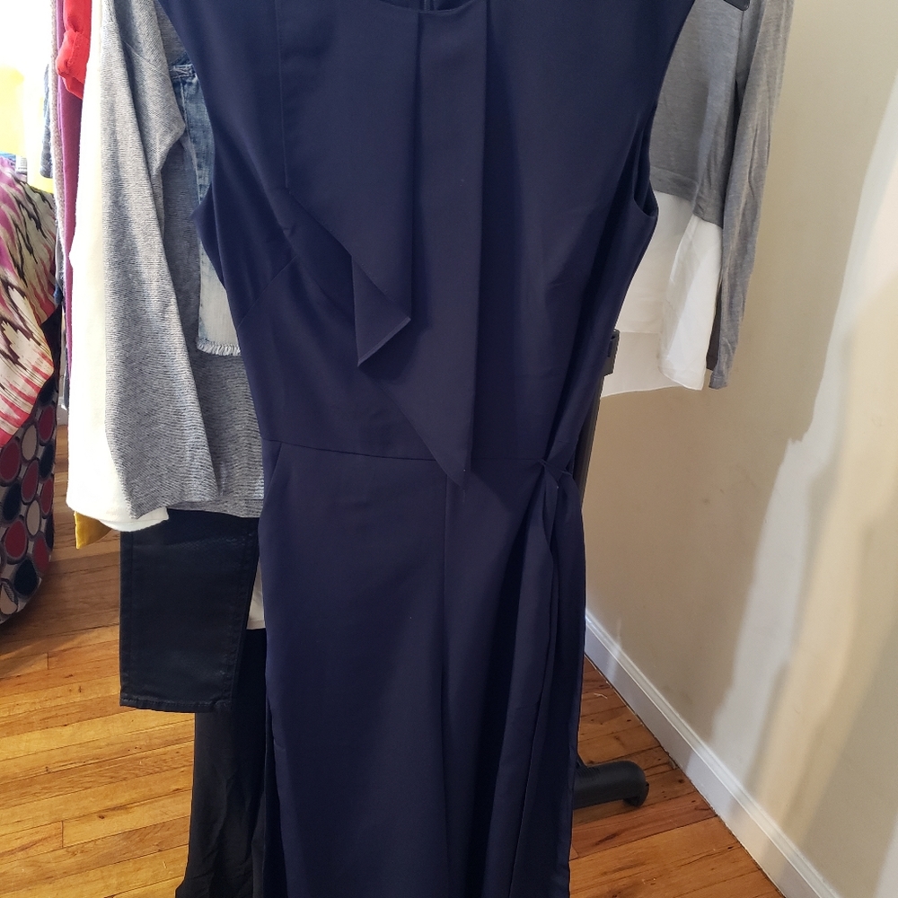 Clothes - Picture 5 of 16